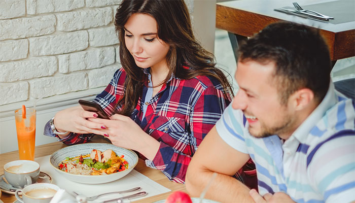 {{takey:insights_w2796_restaurants_wifititle2}}